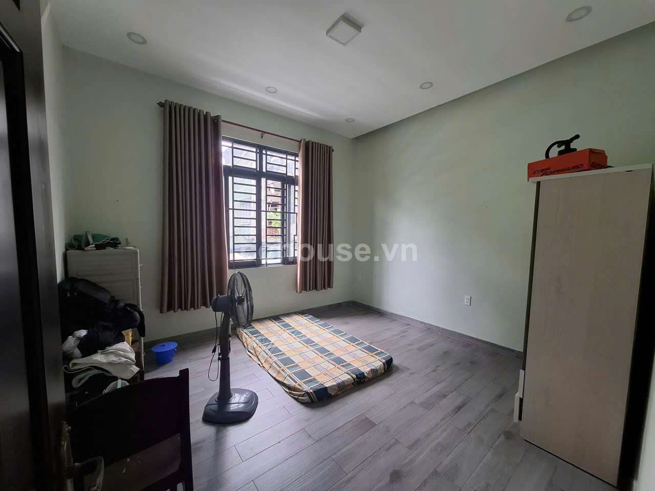 Bán nhà căn góc MT Năm Châu, P.Bảy Hiền. DT 15x6m, 2 tầng