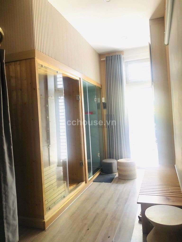 Cho thuê nhà MT Sư Vạn Hạnh, P.Hòa Hưng. DT 4x17m, 4 tầng