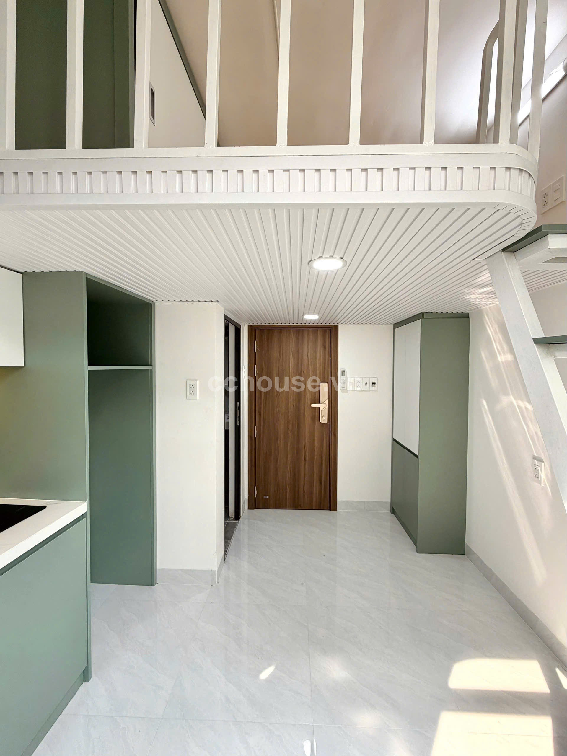 Bán tòa nhà CHDV Quận 3 Hầm 6 Tầng doanh thu 130 triệu /1 tháng