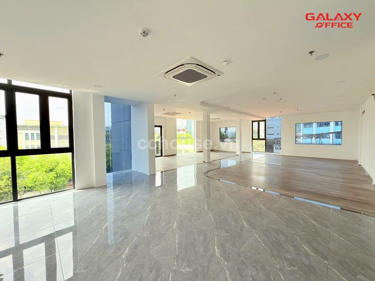 Bán Chuyển nhượng Buillding  Địa chỉ 215 Nguyễn Văn Thủ, Phường Đakao, Quận 1.HCM.
