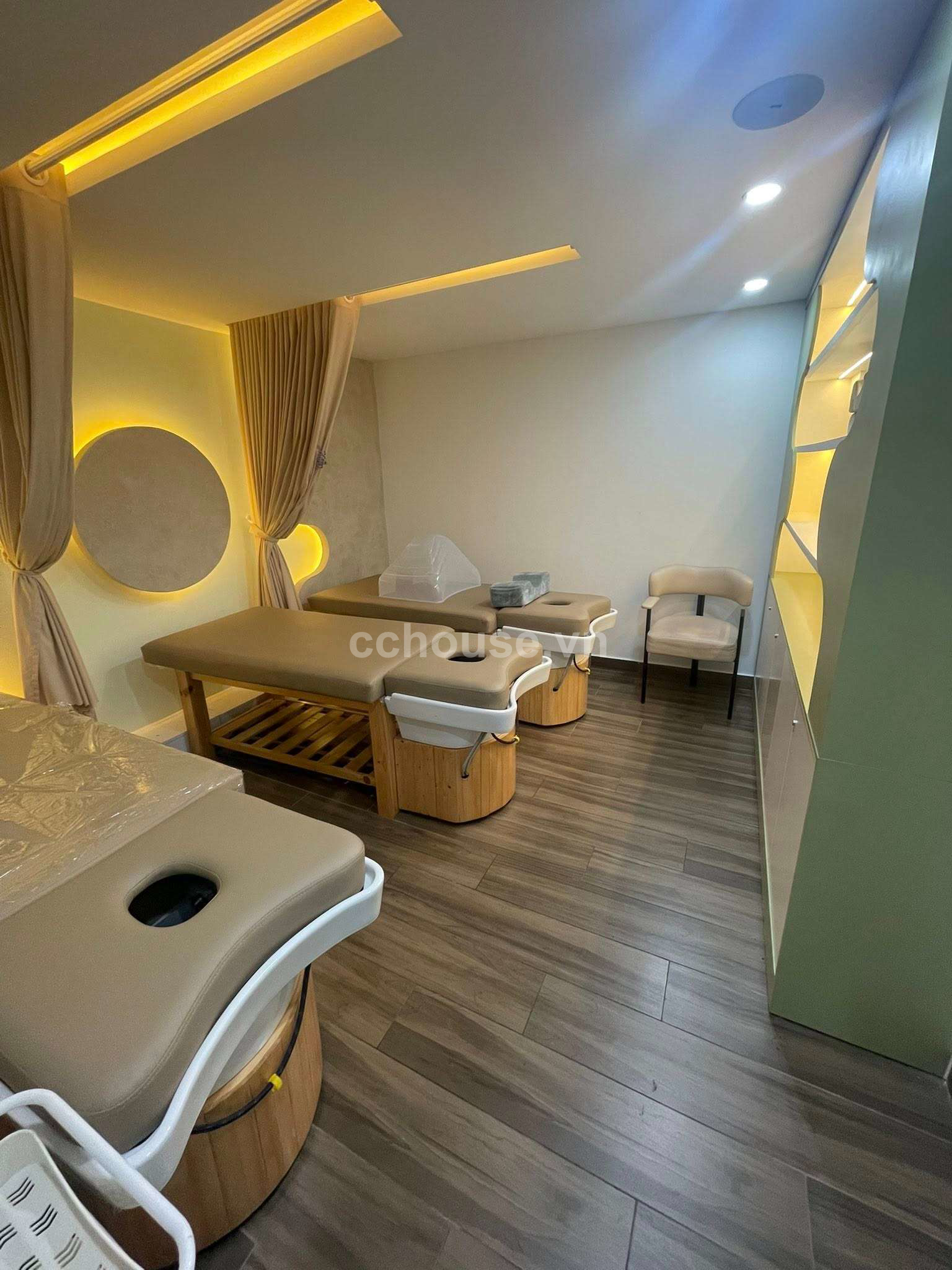 Bán nhà MTKD Lý Thường Kiệt, P.Diên Hồng. DTSD 360.4m2