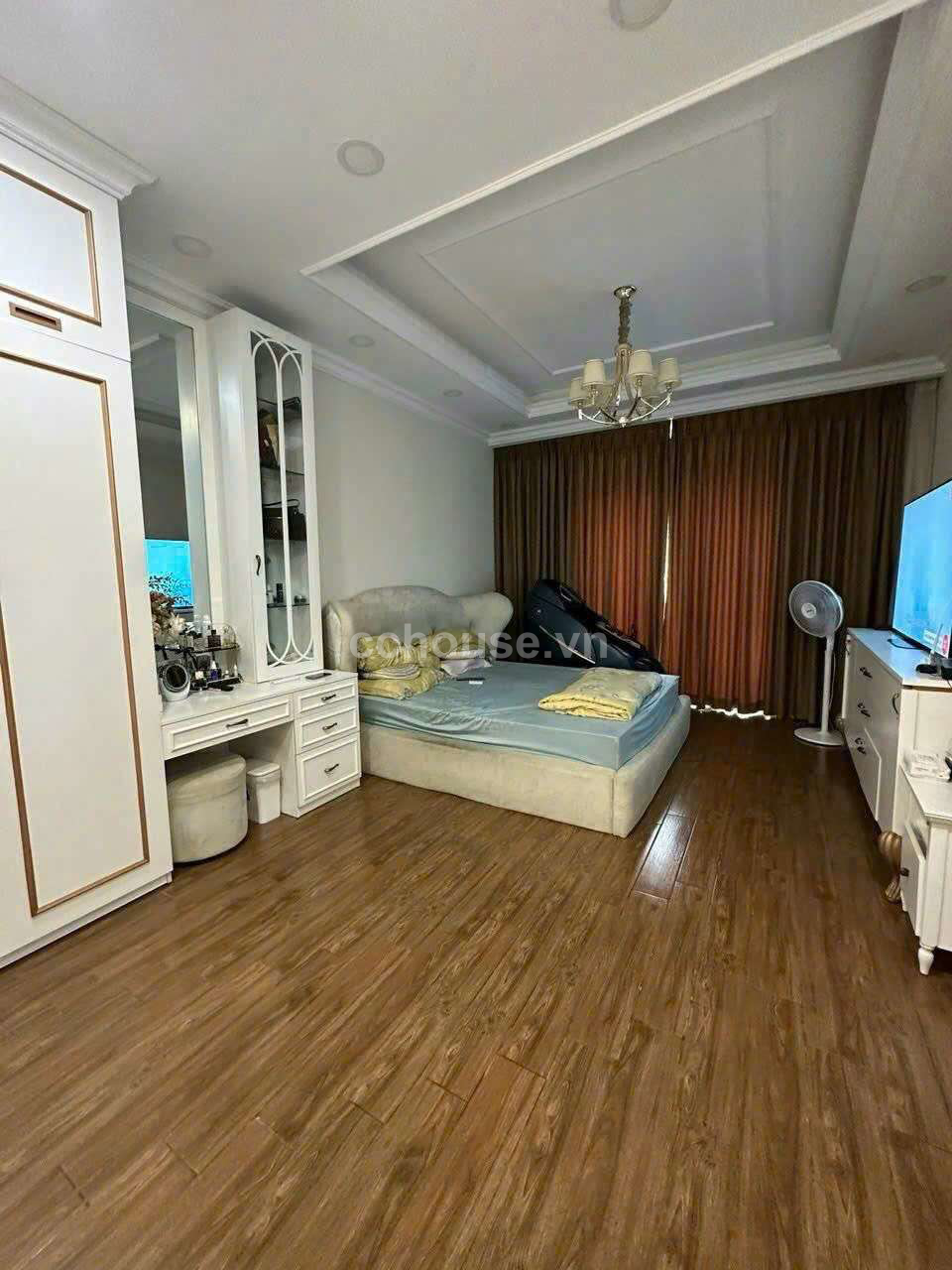 KHU VỰC TRUNG TÂM QUẬN 1, LÝ VĂN PHỨC - DT 4m x 19.5m - 4 TẦNG