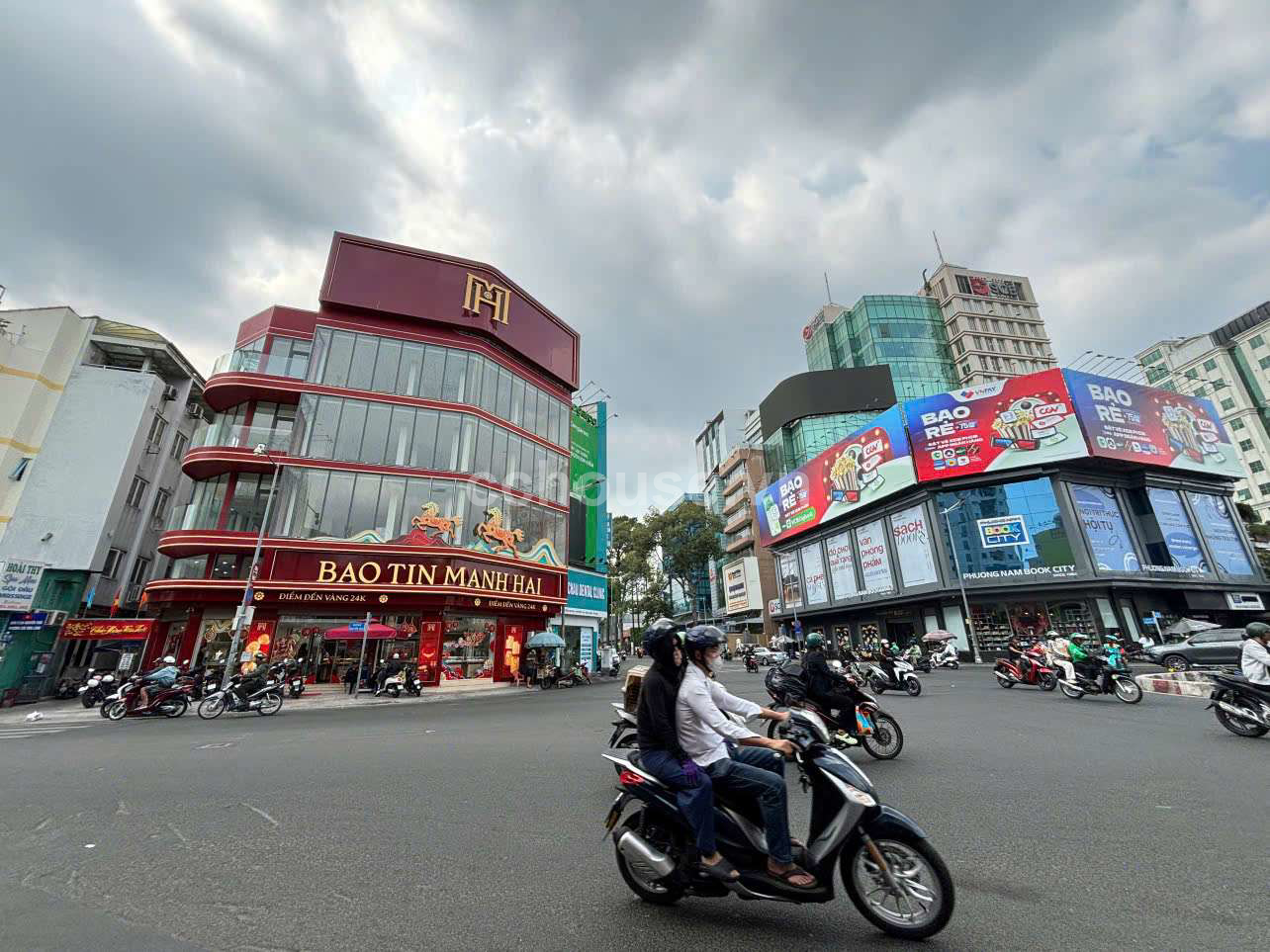 Góc 2 mặt tiền A36A Nguyễn Trãi & A36B (A36Bis) Cống Quỳnh,Quận 1