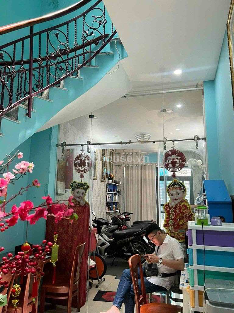 Bán nhà Phan Văn Trị, P.Bình Lợi Trung. DT 66m2, 4 tầng ST