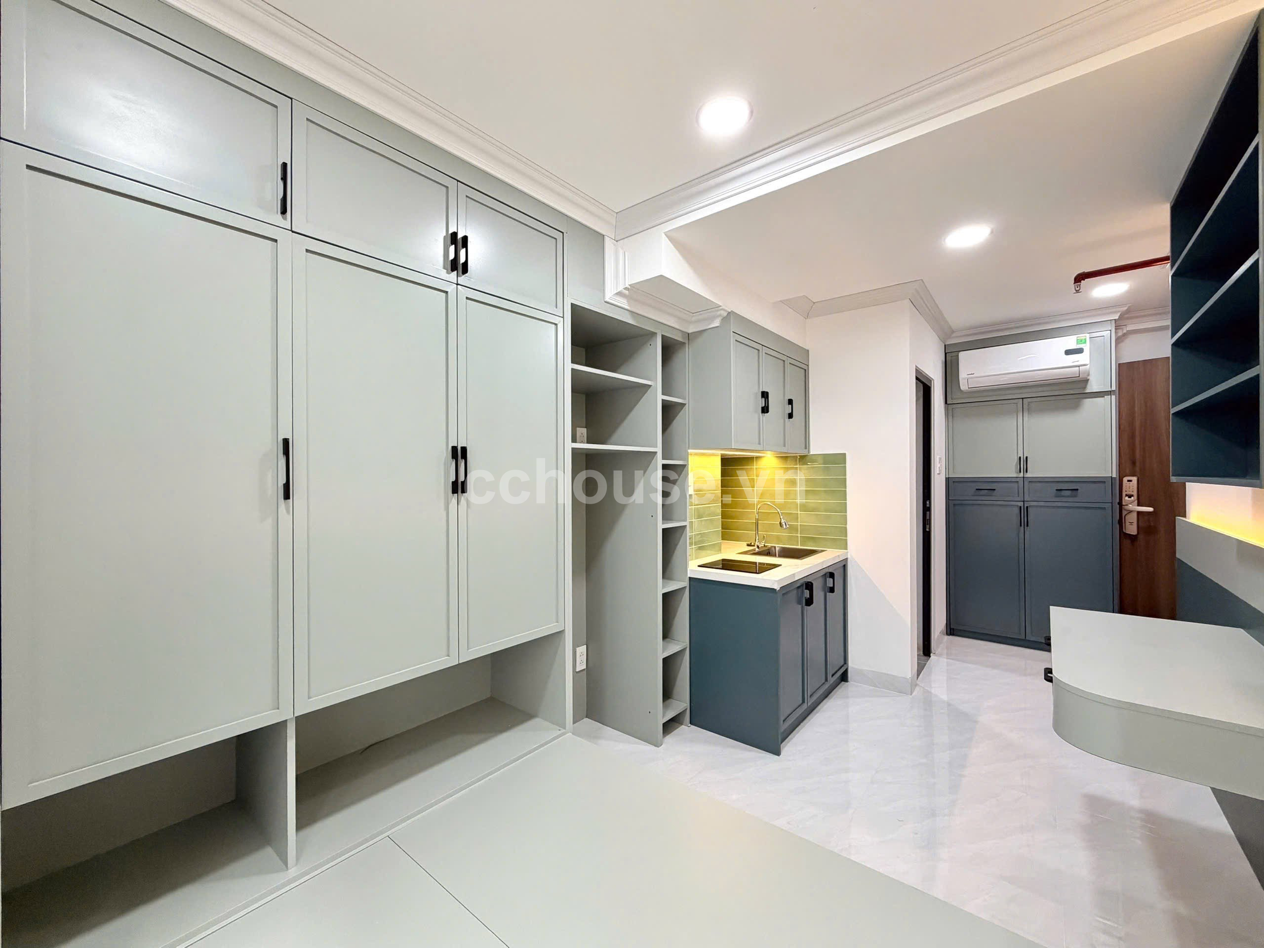 Bán tòa nhà CHDV Quận 3 Hầm 6 Tầng doanh thu 130 triệu /1 tháng