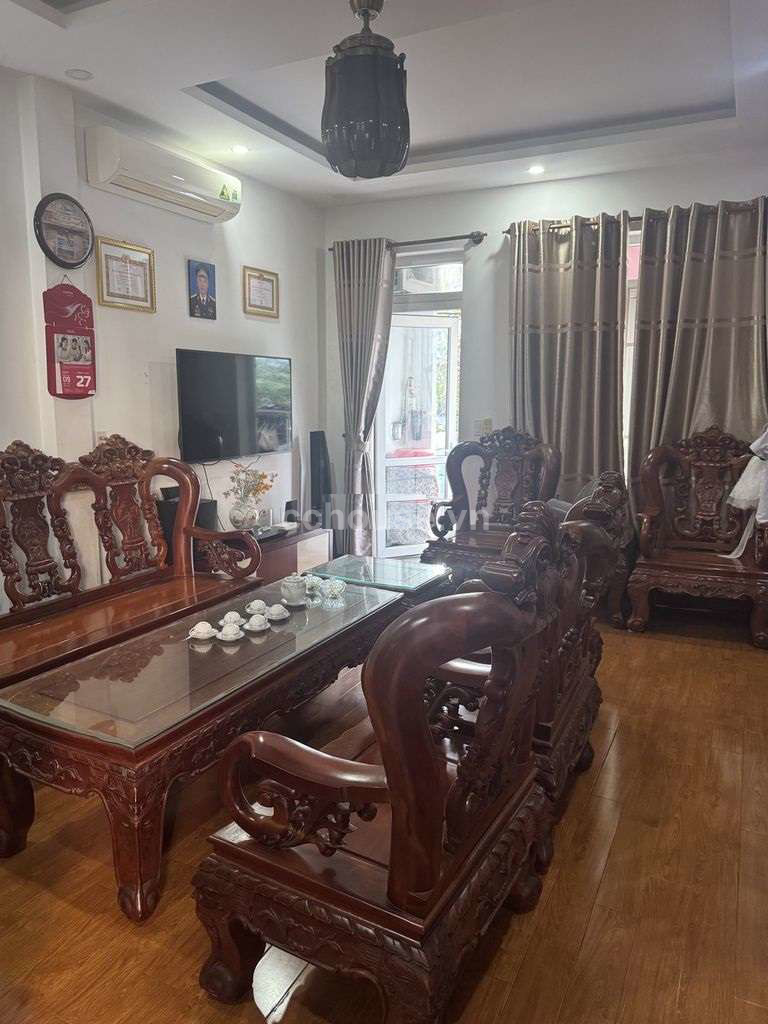 Bán nhà căn góc MT Nguyễn Bá Tuyển, P.Bảy Hiền. DT 4x17m, 4 tầng