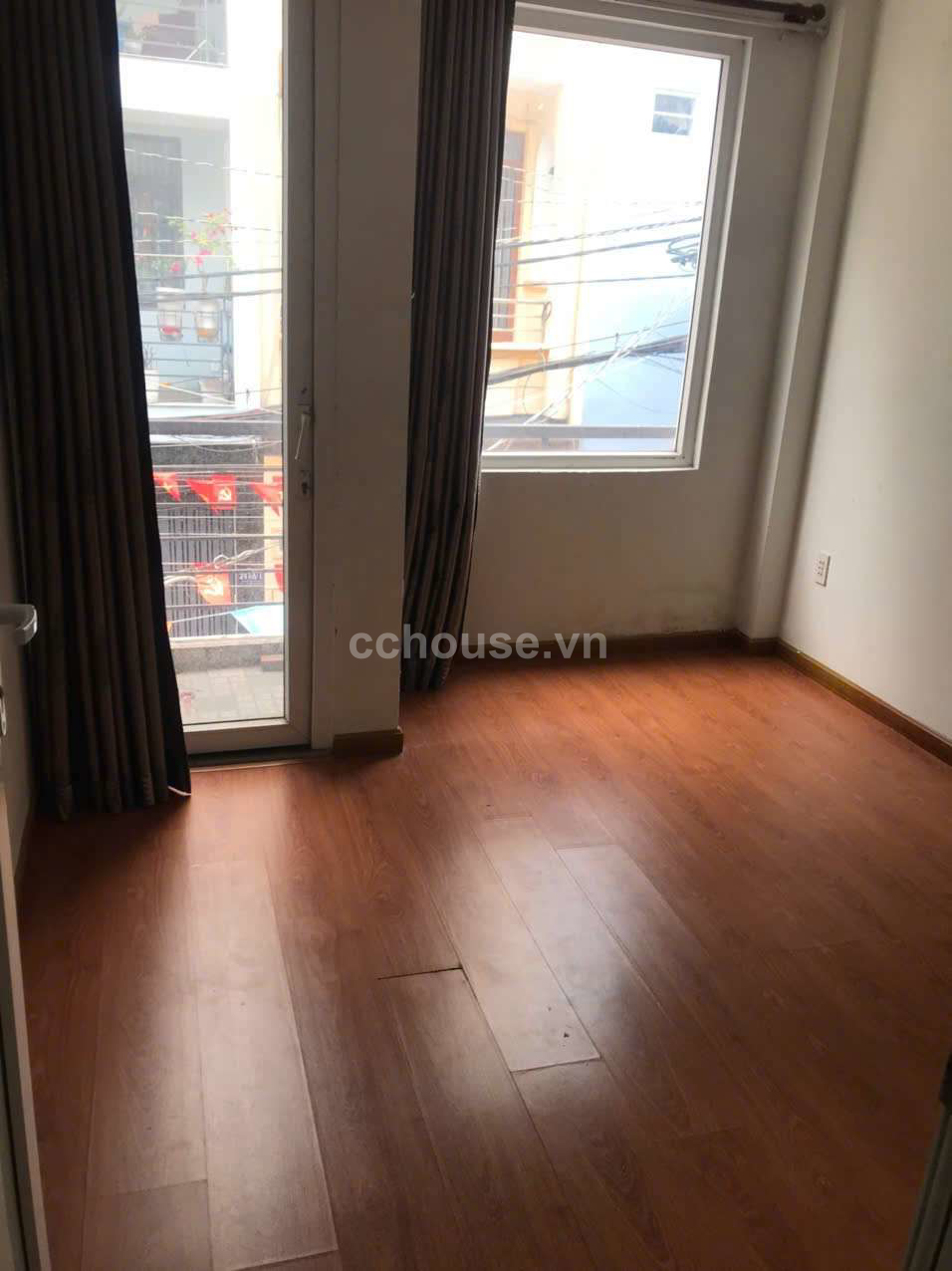 Bán nhà hẻm 8m Huỳnh Văn Bánh, P.Phú Nhuận. DT 3.3x11.5m, 3 tầng