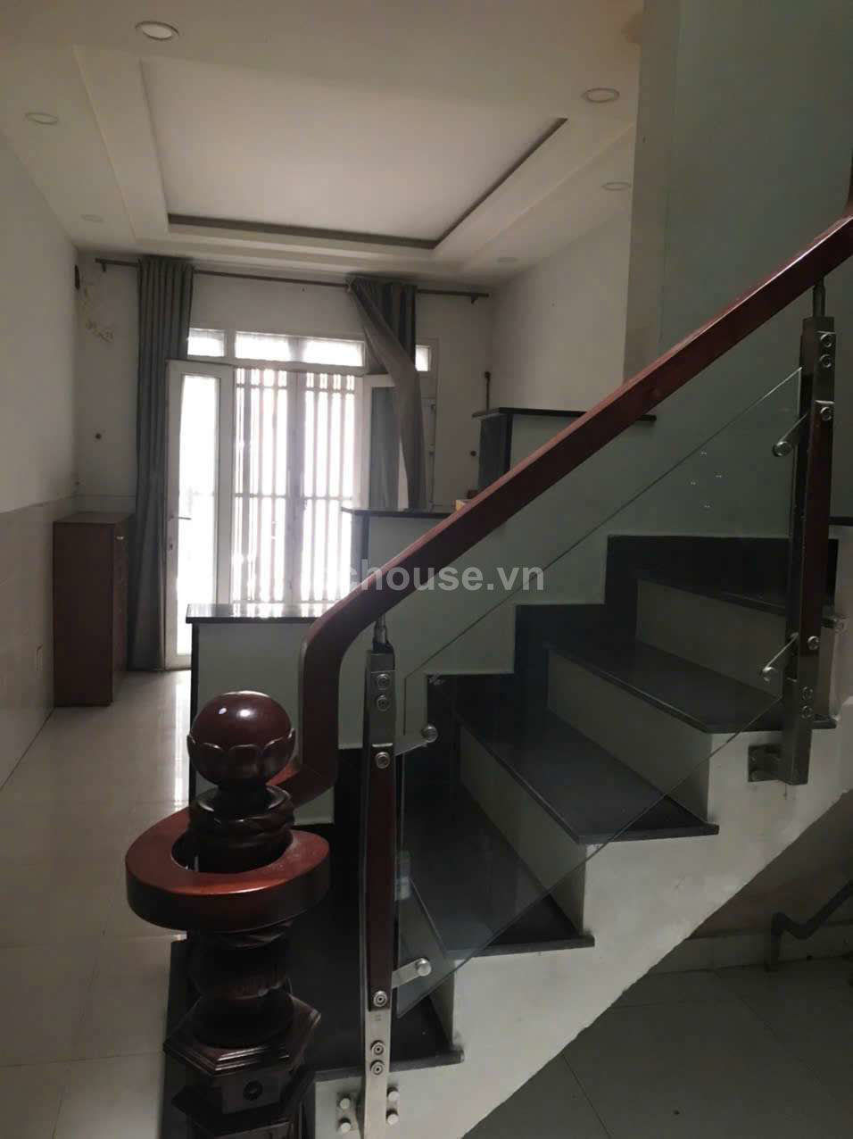 Bán nhà hẻm 8m Huỳnh Văn Bánh, P.Phú Nhuận. DT 3.3x11.5m, 3 tầng
