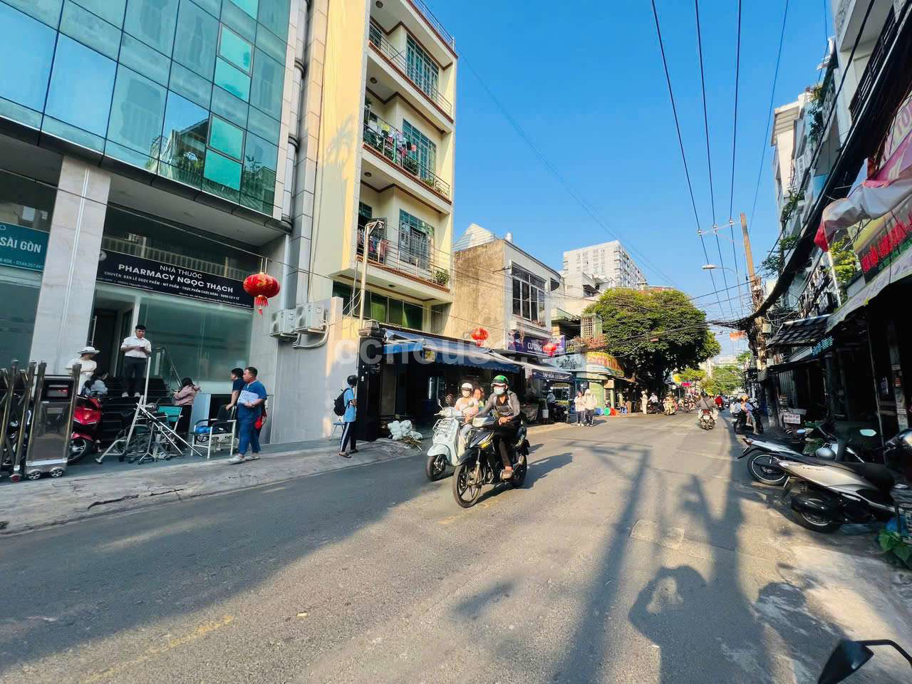 Tòa Nhà 46-48 Nguyễn Quang Bích. Hầm + Lửng + 6 Tầng. DT 10.5*25m. DTS: 1.500m2. Giá 75 Tỷ