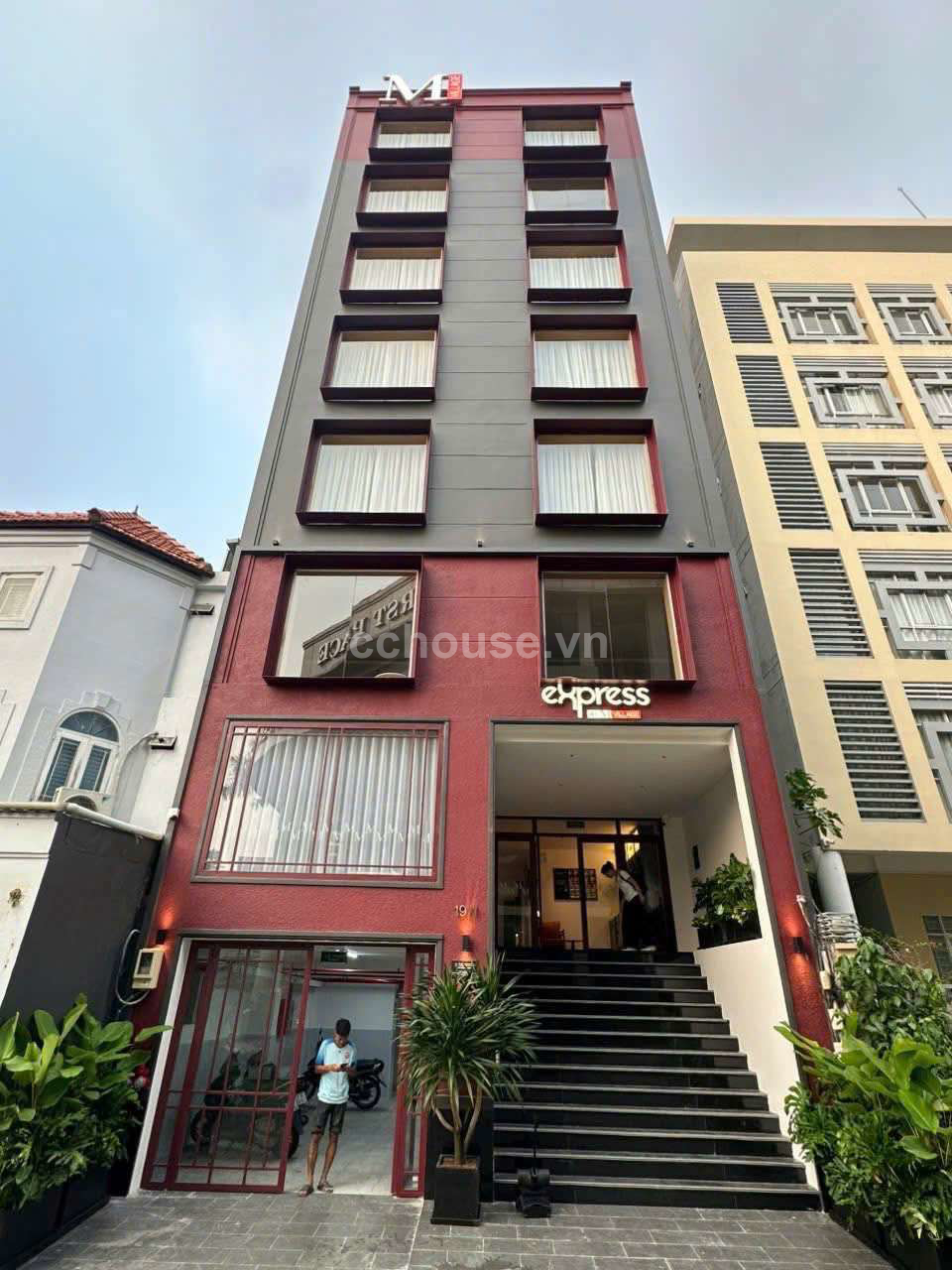 BÁN KHÁCH SẠN HOTEL ĐƯỜNG 19/1 HOÀNG VIỆT, P. 4, QUẬN TÂN BÌNH | 9 LẦU |