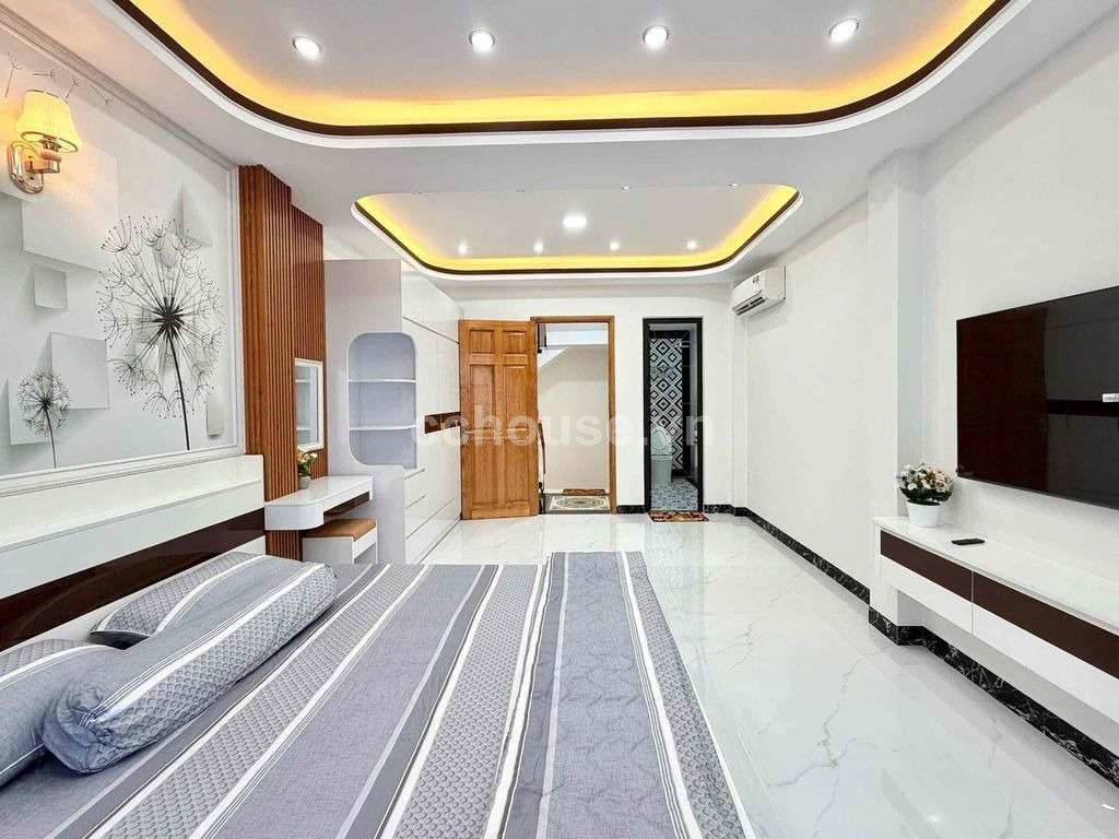 BÁN NHÀ 5 TẦNG CAO CẤP CỔ ĐIỂN HXH - TRẦN QUANG DIỆU QUẬN 3
