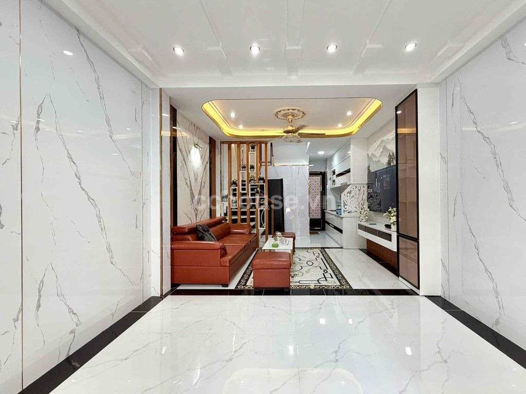 BÁN NHÀ 5 TẦNG CAO CẤP CỔ ĐIỂN HXH - TRẦN QUANG DIỆU QUẬN 3