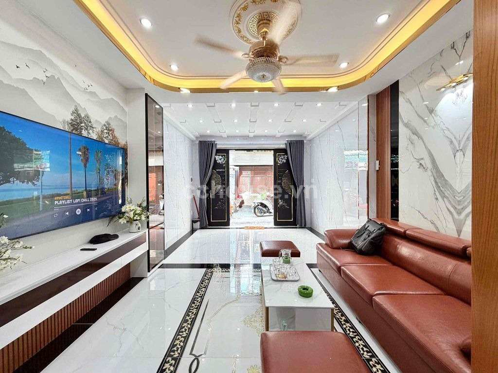 BÁN NHÀ 5 TẦNG CAO CẤP CỔ ĐIỂN HXH - TRẦN QUANG DIỆU QUẬN 3