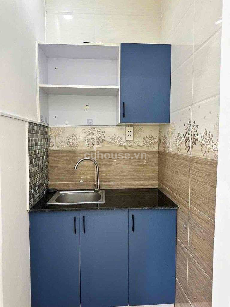 Bán nhà hẻm 571 CMT8, P.Hòa Hưng. DT 4.15x15m, 3 tầng ST