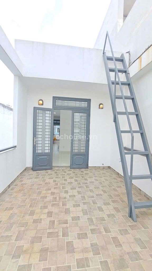 Bán nhà HXH 42 Nguyễn Giản Thanh, P.Hòa Hưng. DT 56.4m², 4 tầng