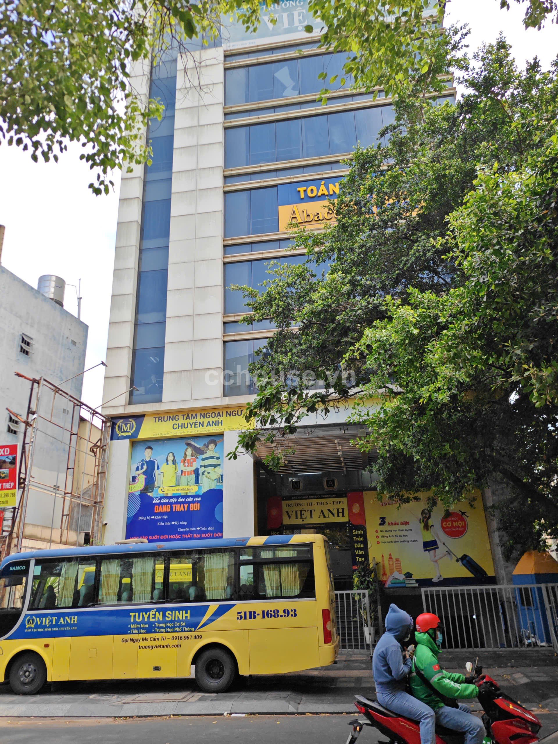 Building 269A Nguyễn Trọng Tuyển ,Hầm 10 tầng ~ 2.500m2 sàn HDT 400 triệu /tháng 