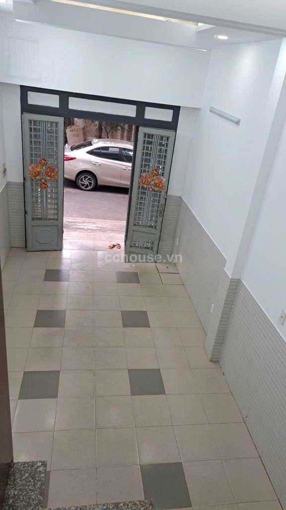 Bán nhà HXH 42 Nguyễn Giản Thanh, P.Hòa Hưng. DT 56.4m², 4 tầng