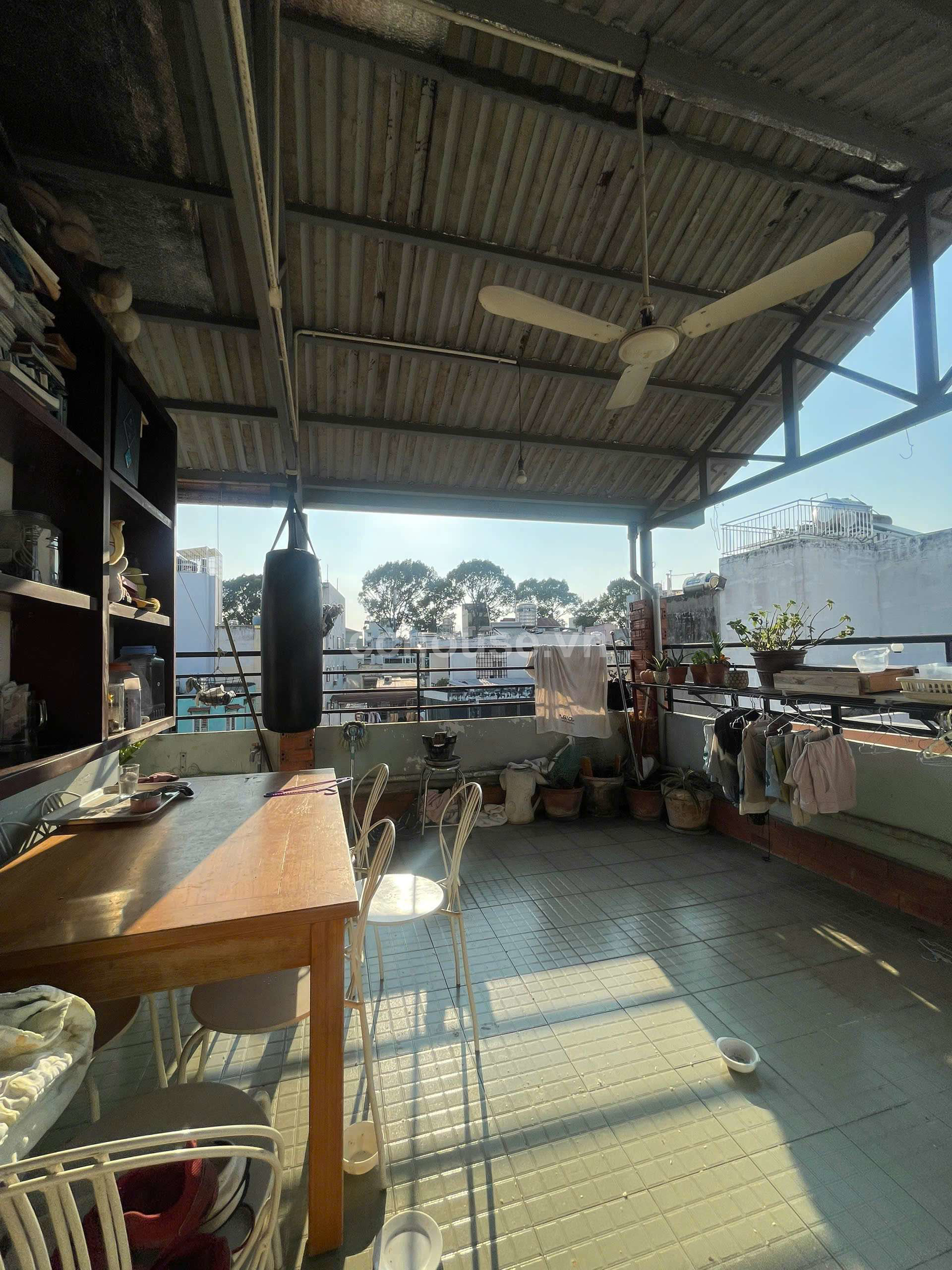 NHÀ ĐẸP TRẦN QUANG DIỆU – 5 TẦNG | 4PN | 35M² | 8,3 TỶ