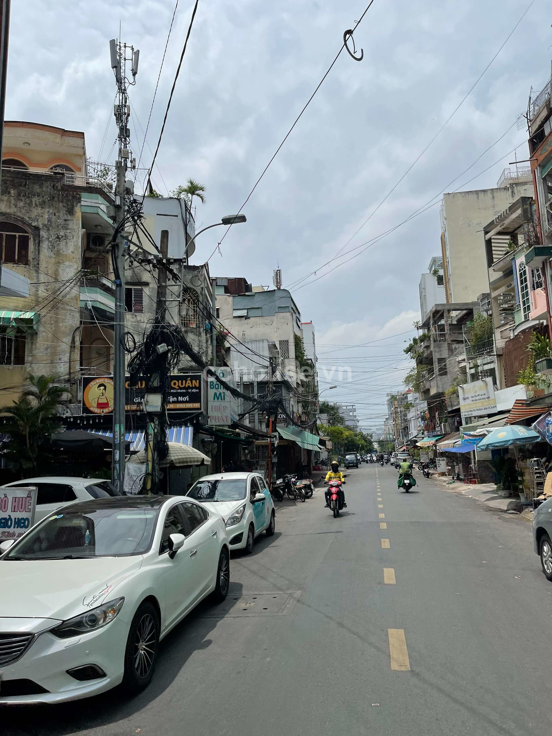 Cho thuê căn gốc mặt tiền Toà Nhà 78-80 Trần Nhân Tôn Phường Vườn Lài ( Phường 2 Quận 10 cũ )