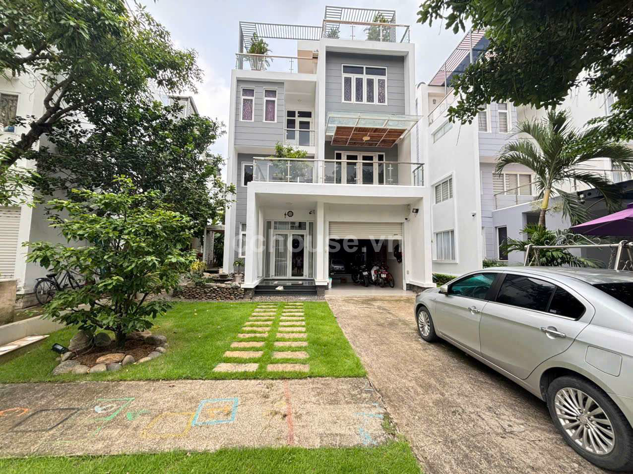 BÁN NHÀ MẶT TIỀN PHÚ HỮU – THÀNH PHỐ THỦ ĐỨC ĐANG PHÁT TRIỂN MẠNH VỀ HẠ TẦNG VÀ DÂN CƯ