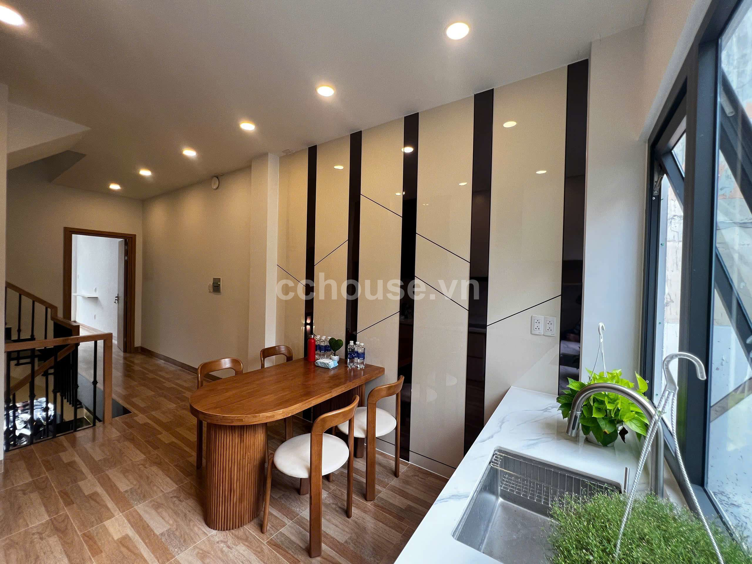 HCM CẦU KIỆU / QUẬN PHÚ NHUẬN - 5 TÂNG - FULL NỘI THẤT