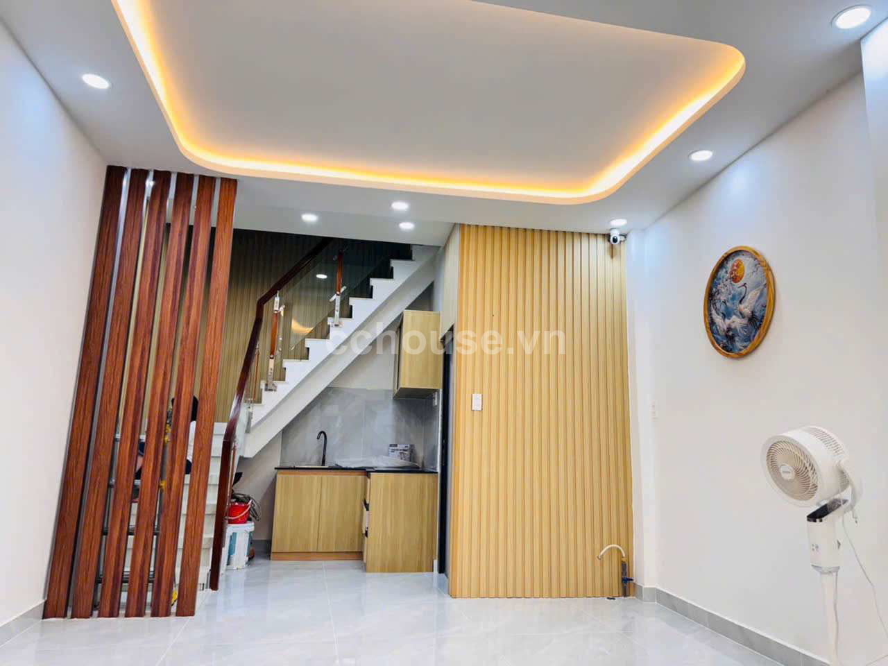 GIẢM GIÁ MT TRẦN PHÚ - QUẬN 5 - LỀ 3M - NH 4m x 11m - GIÁ 8.4 TỶ 