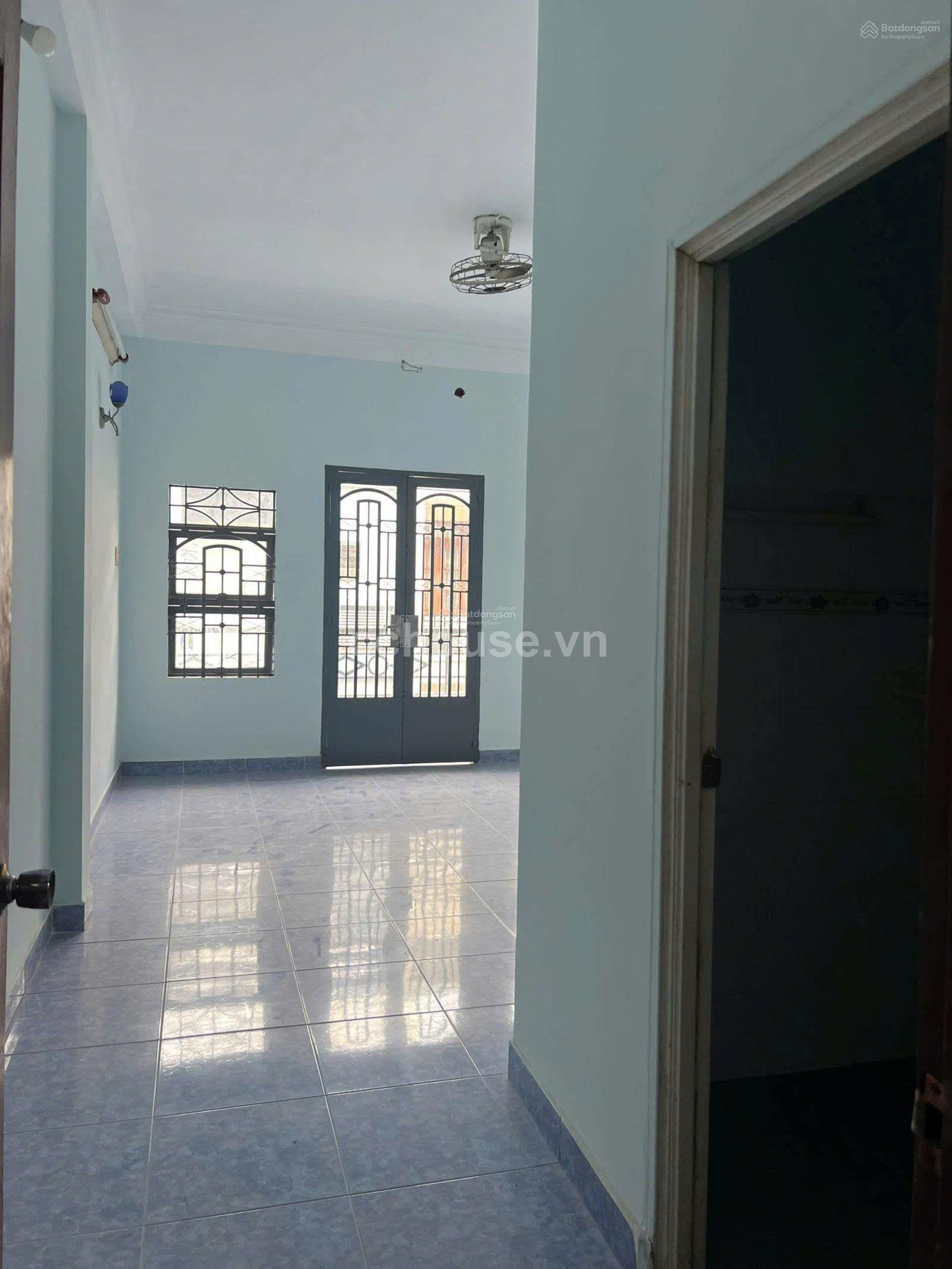 Măt Tiền Kinh Doanh Khu Vườn Hoa . Giá Giảm Mạnh Bán Nhanh