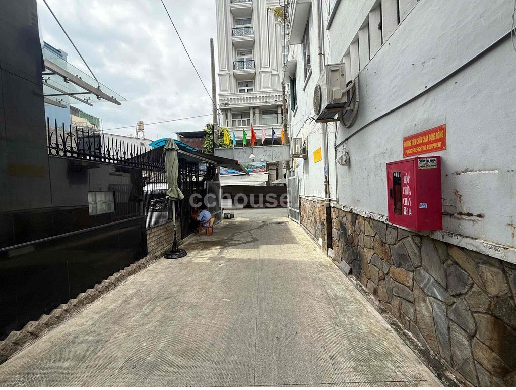 NHÀ HẺM XE HƠI TRUNG TÂM QUẬN 1 – CHỈ 15,9 TỶ