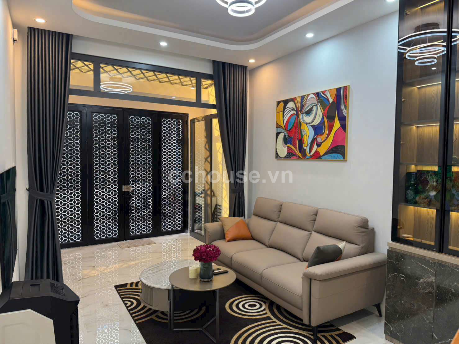 Nhà Mới Vào Ở Ngay Lê Hồng Phong P.10 . Q10 