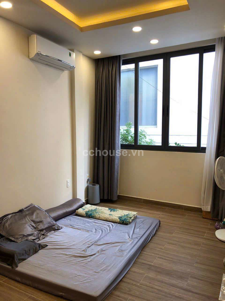 Bán Nhà Hàng Hiếm Trong Khu Trung Tâm Quận 3, Đường Nguyễn Hiền_NH 3.2m_4 tầng