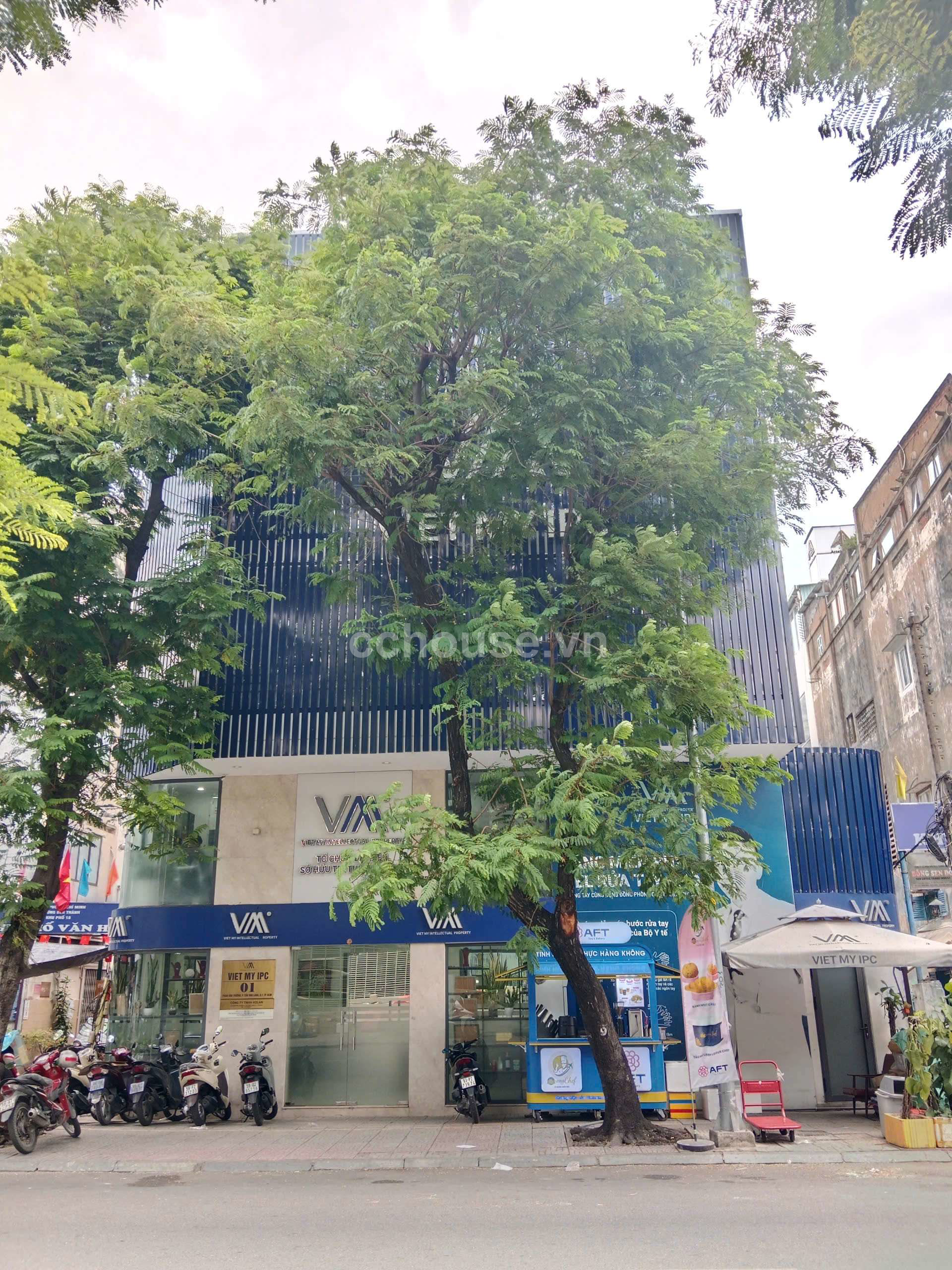 SIEU-PHAM-CAN-GOC-MT-PHAN-VAN-TRUONG-DT-4185m2-135x31m-id12363