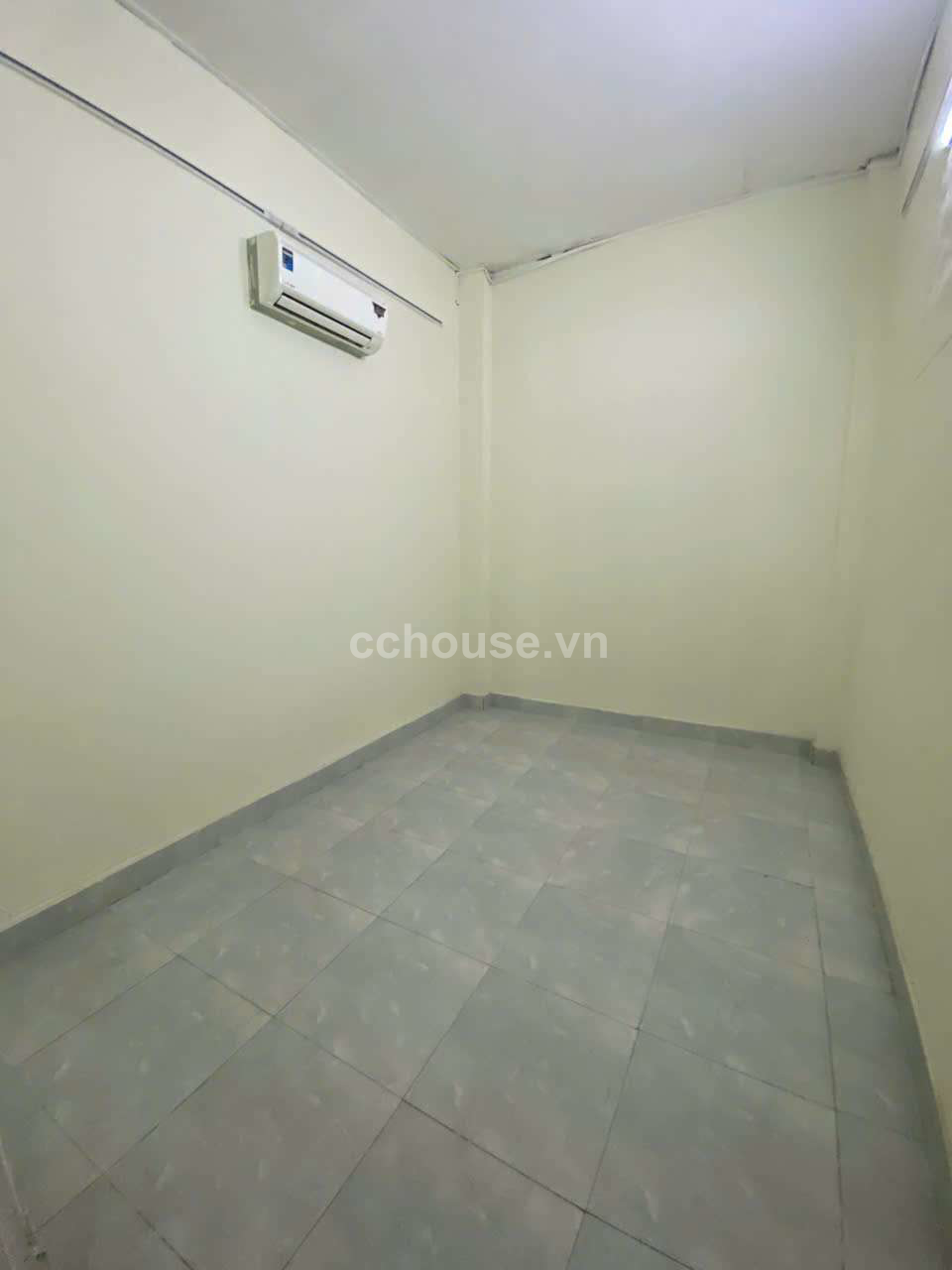 MẶT TIỀN 1 CHIỀU HỒ VĂN HUÊ, PHÚ NHUẬN - DT 5*18m / 3 TẦNG / GIÁ 30 TỶ 