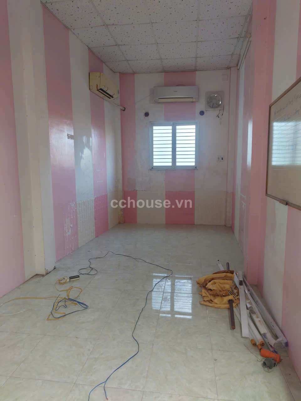 SIÊU PHẨM NHÀ ĐẸP HẺM VĂN THÂN, QUẬN 6_ 2 TẦNG ĐÚC MỚI_TẶNG NỘI THẤT
