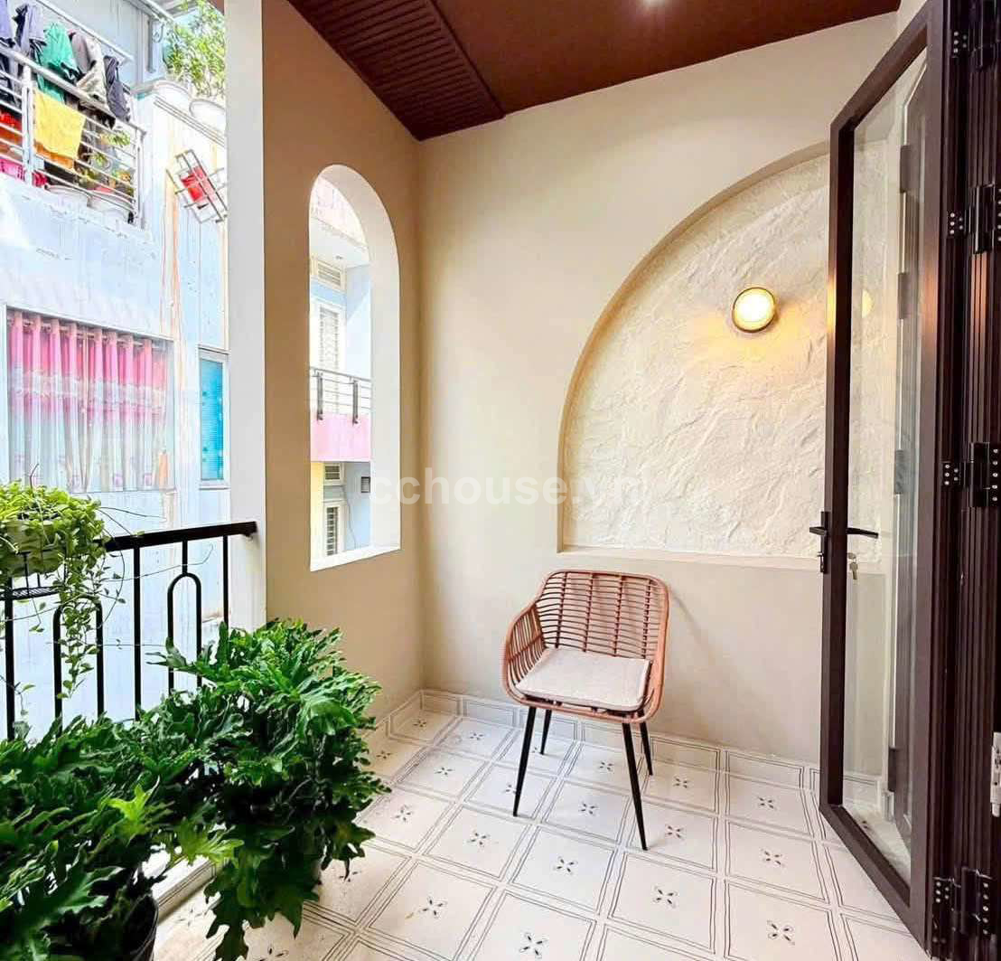 BÁN NHÀ PHỐ HẺM NGUYỄN ĐÌNH CHIỂU, PHƯỜNG BÀN CỜ, XE HƠI ĐẬU TRƯỚC NHÀ
