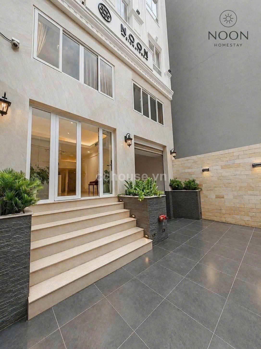 BÁN KHÁCH SẠN NGÂY TRƯƠNG ĐỊNH QUẬN 3 , HẦM 7 TẦNG