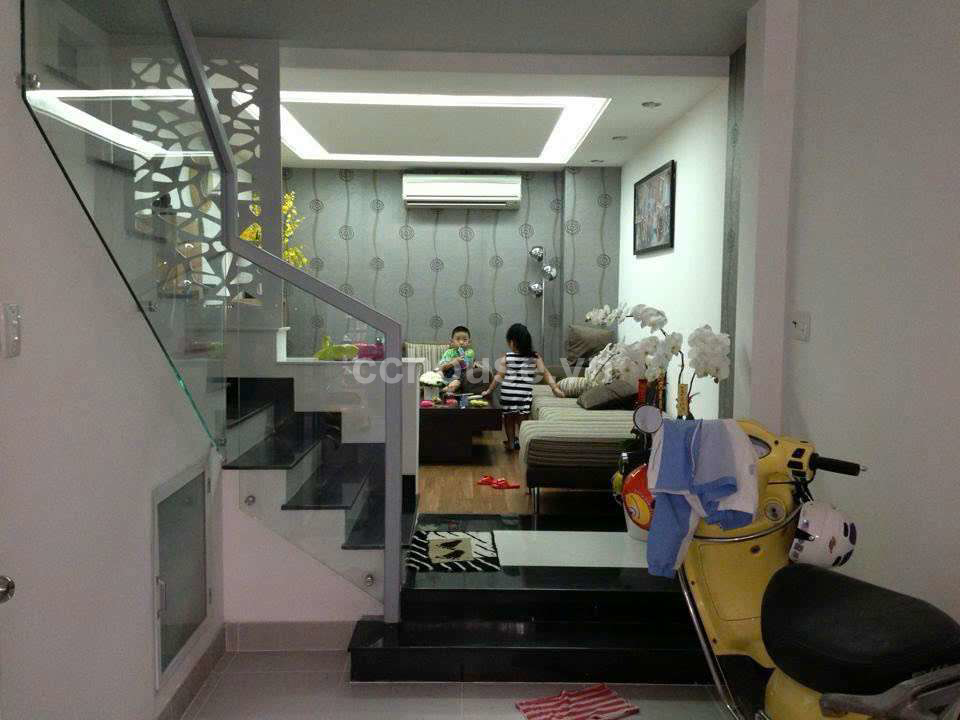 Hẻm Xe Hơi 8m Ngay Đoạn Lê Văn Sỹ  Huỳnh Văn Bánh .