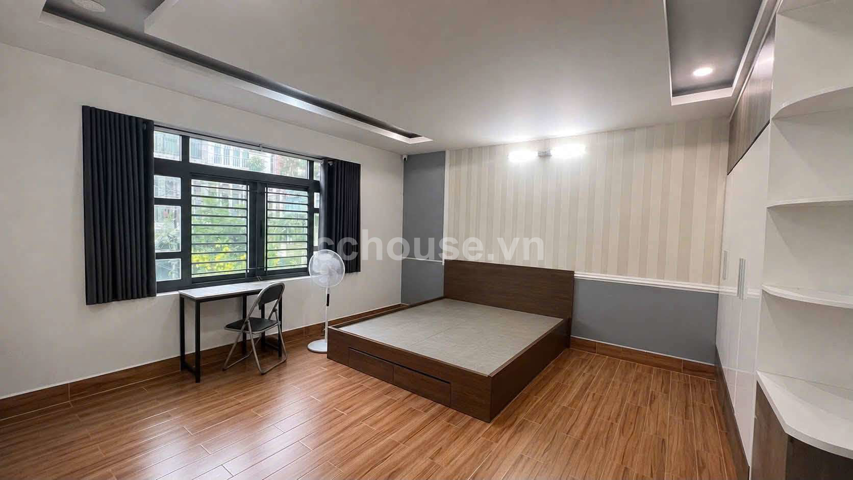 Tòa Nhà 5 Tầng Khu Trung Tâm Phú Nhuận Ngang : 7.3m