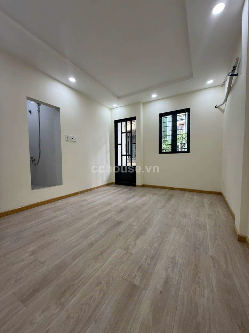 TRUNG TÂM QUẬN 1 - NHÀ MỚI 3 TẦNG ĐÚC (2PN 3WC) - GIÁ CHỈ 5 TỶ 2.8