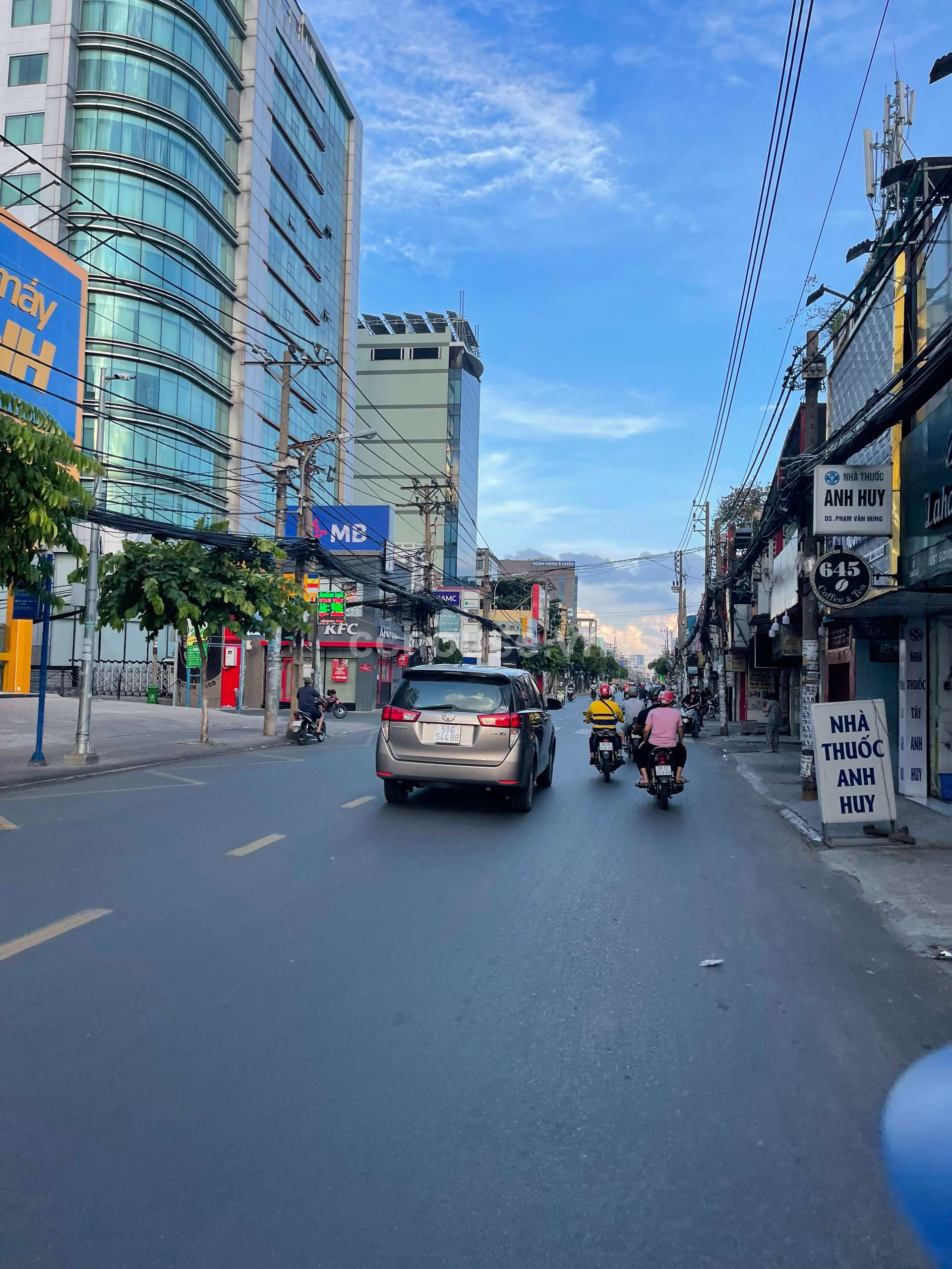 MẶT TIỀN CÁCH MẠNG THÁNG 8 – HÒA HƯNG | DÒNG TIỀN 65 TRIỆU/THÁNG