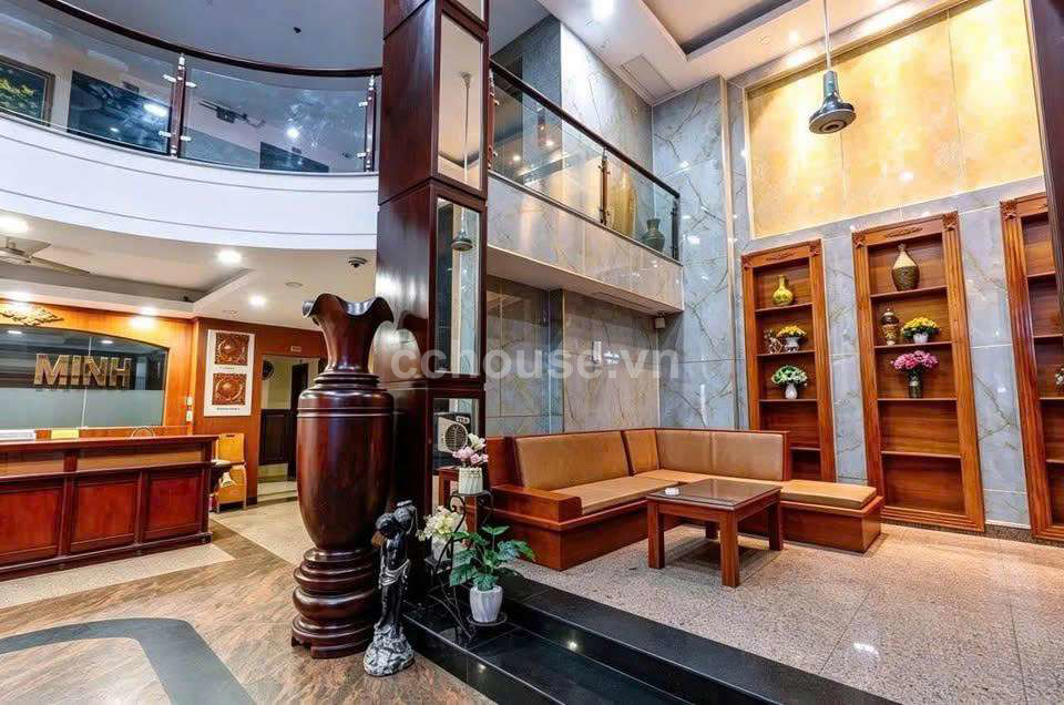 Bán Khách Sạn Ngay Cửa Ngõ Sân Bay Hoàng Việt, P.4, Q.Tân Bình ( Kết cấu :Hầm + 8 Tầng + Sân Thượng)