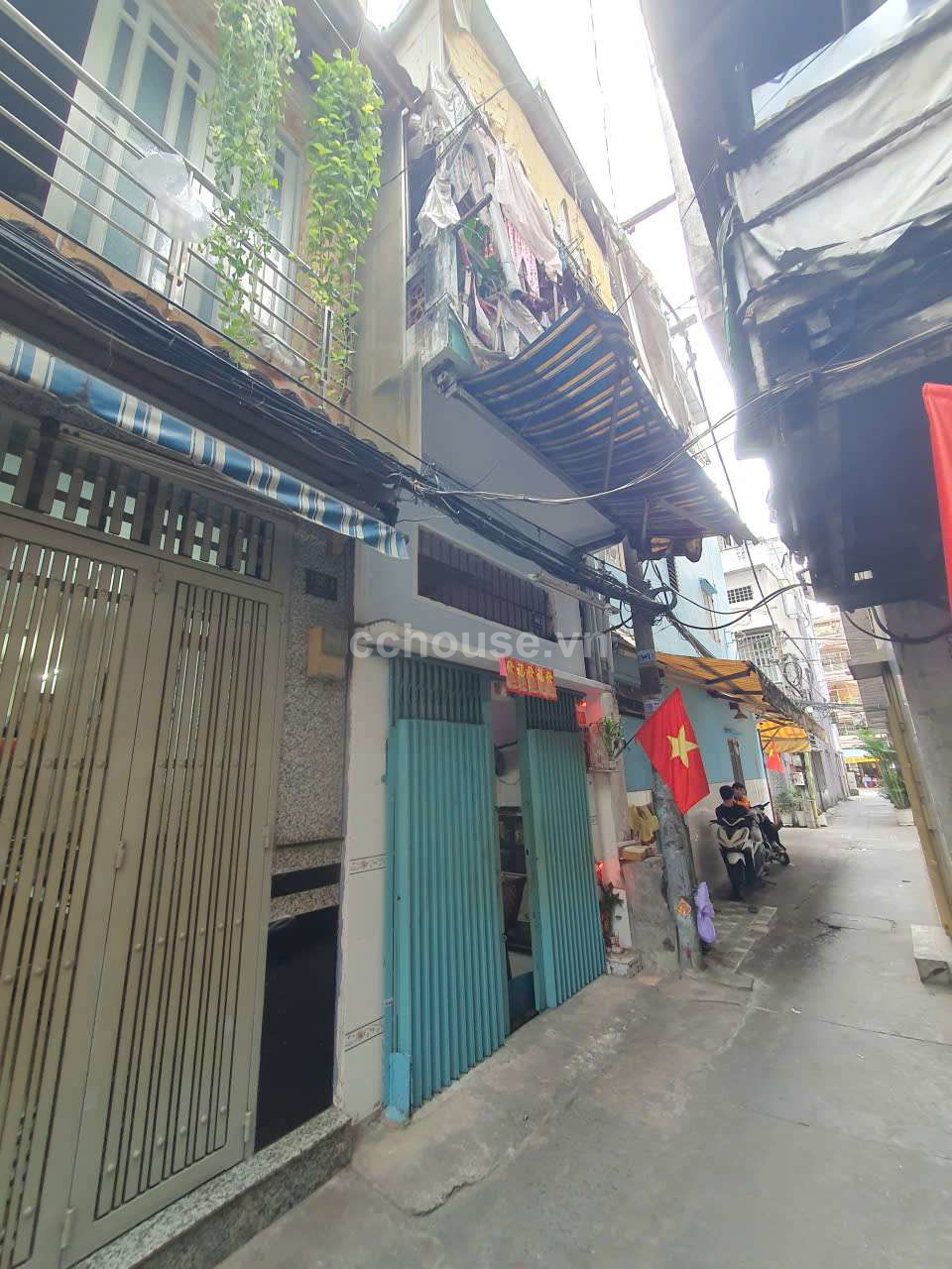 -BAN-NHA-Q10--DUONG-NHAT-TAO--KC-TRET--LUNG-1-LAU-id11816
