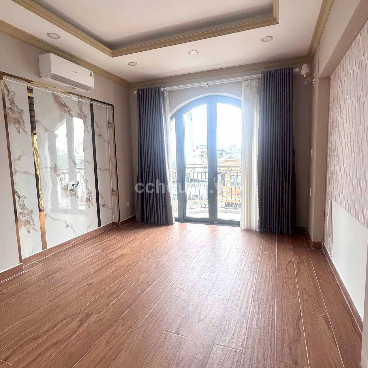 MT BÀU CÁT, TÂN BÌNH - SD: 450m2 - 6 TẦNG + ST - CÓ THANG MÁY - 19.5 TỶ 