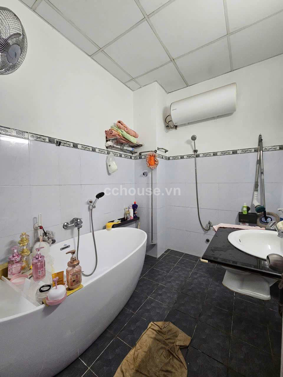  Gần mặt tiền đường Cao Thắng chỉ 1 phút đi bộ