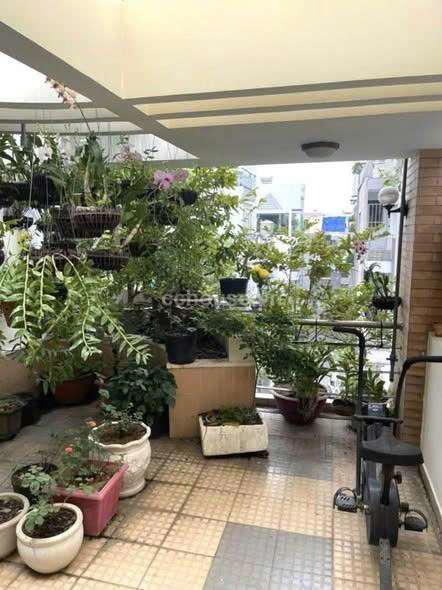 Bán nhà phân lô Lạc Long Quân, 80m², 4 tầng, 4 phòng ngủ, giá 11 tỷ