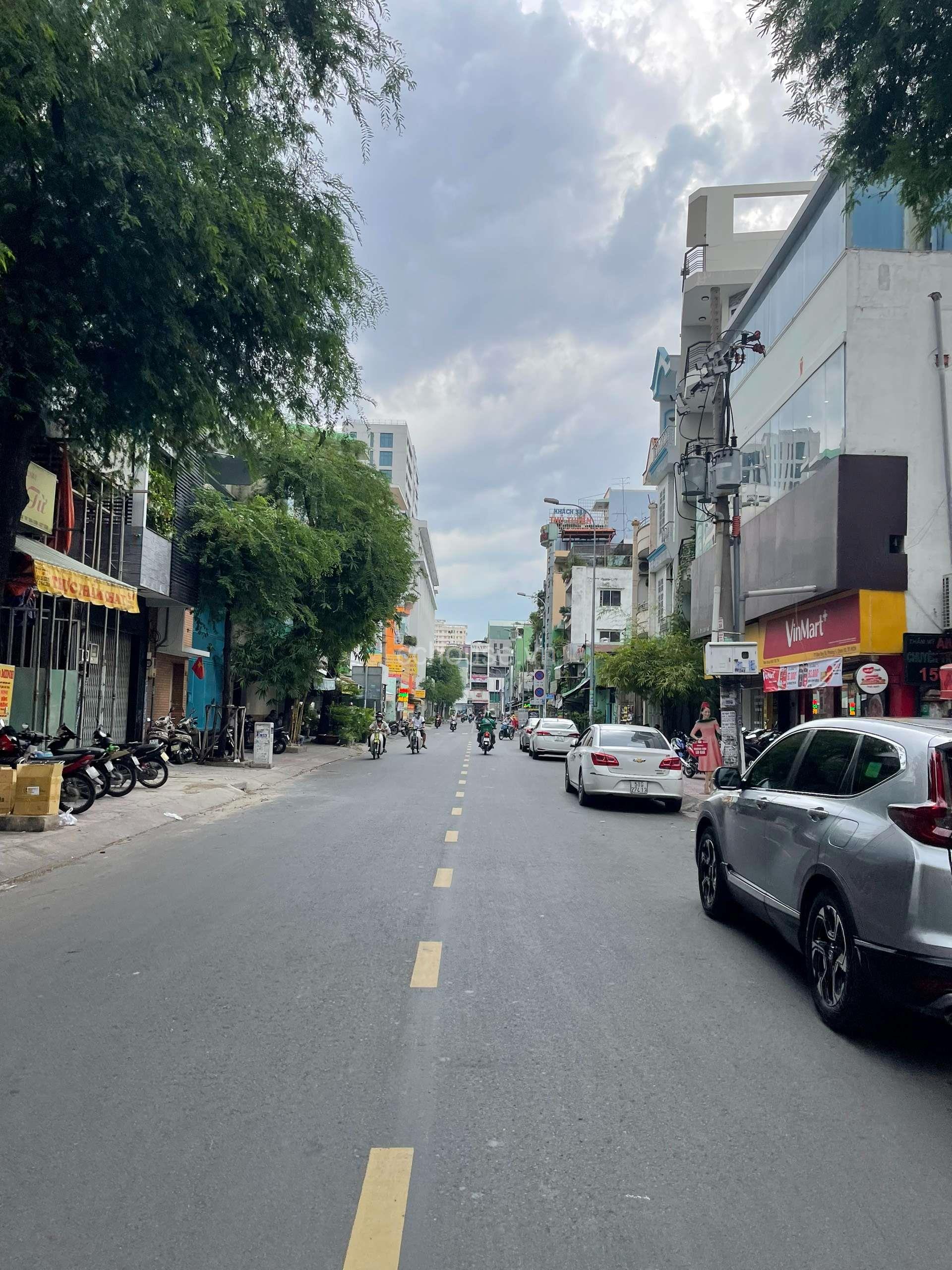 https://batdongsan.blob.core.windows.net/cchouse/Website/Feed/202311/9845b995-385f-4ea9-b62e-0d1ae88c72db.jpg