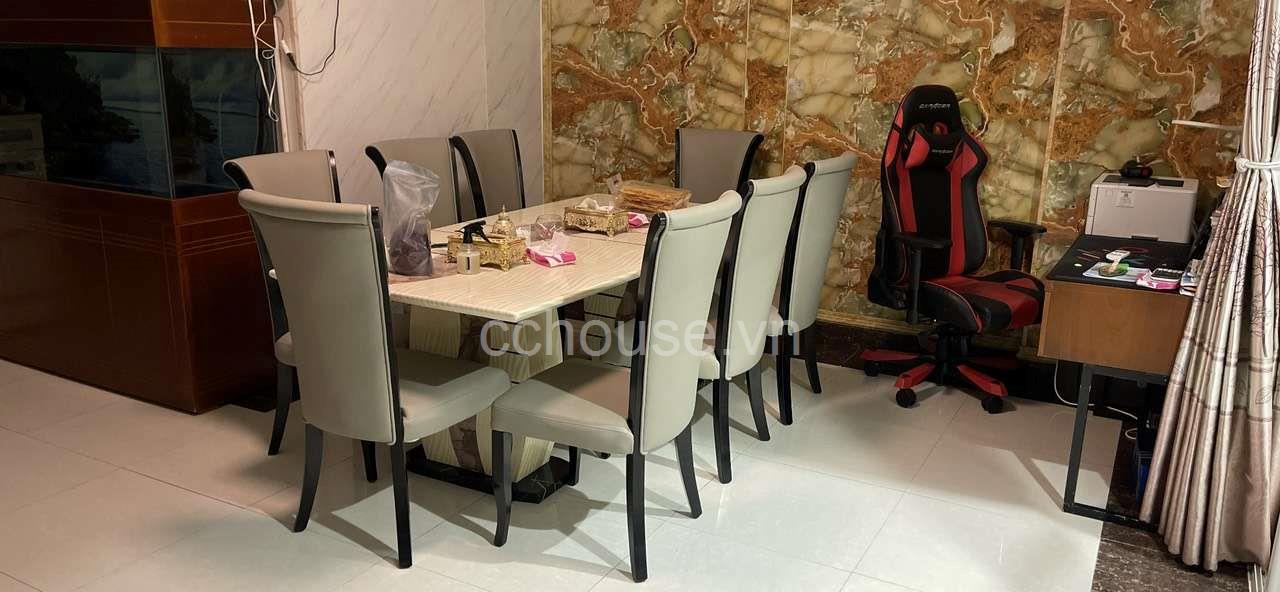 Bán Penhouse trung tâm Q.1
(158 m2 ) nội thất cao cấp.
Giá chỉ 6,9 tỷ ( 44 triệu/m2 )